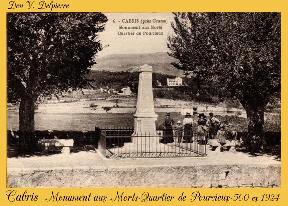 173 � Cabris � Monument aux morts en 1924