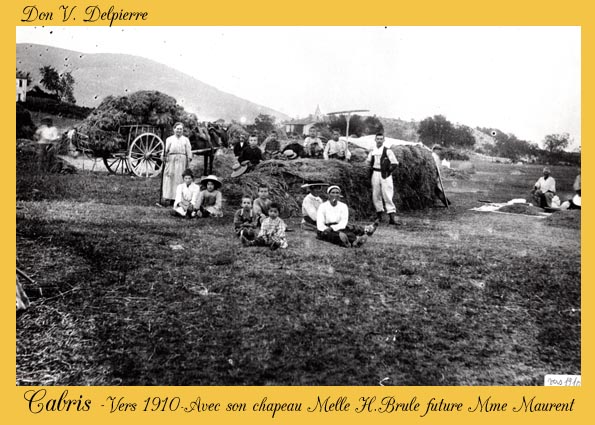 156 -Cabris � Le travail au champs vers 1910